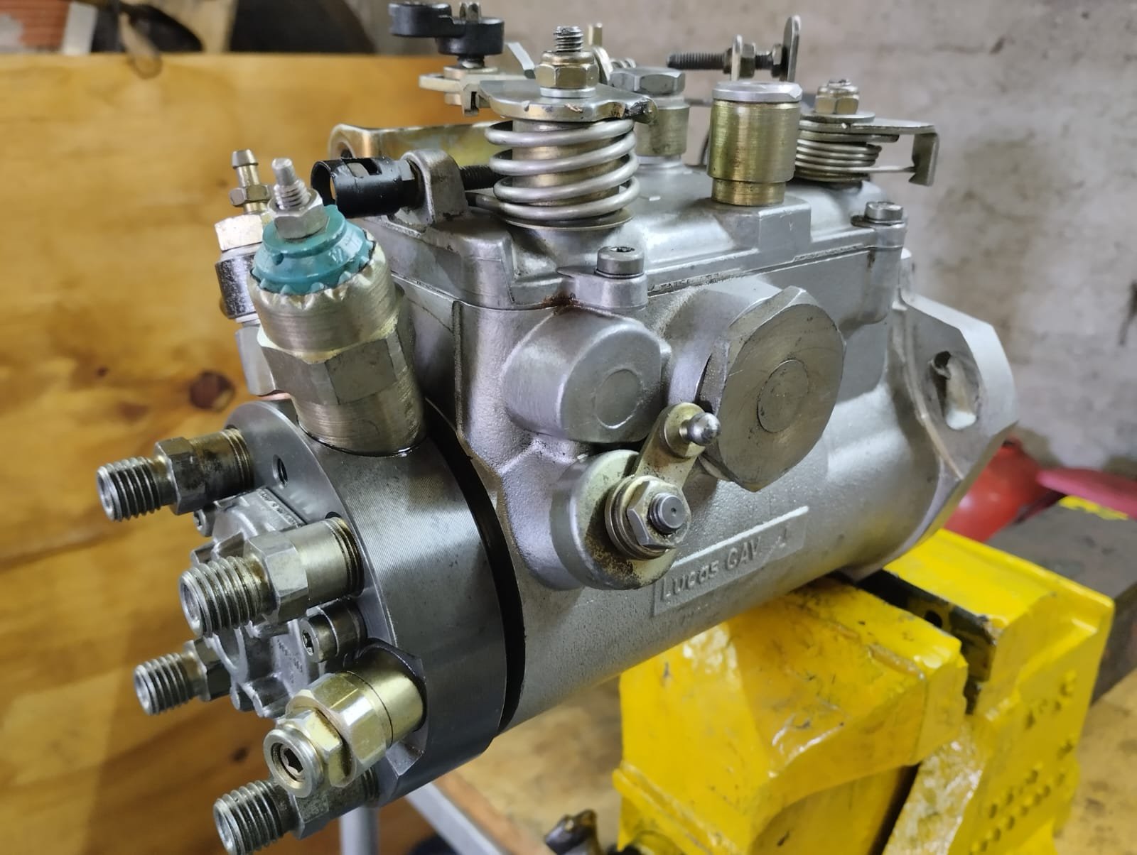 Diagnóstico y calibración de bombas mecánicas y common rail