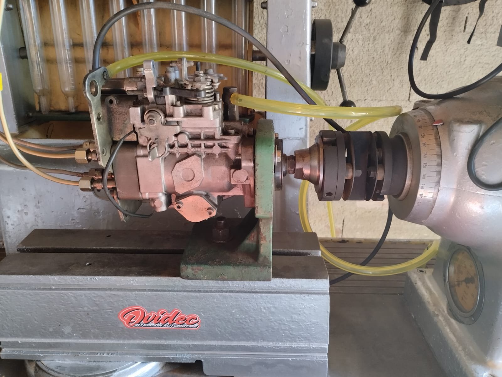 Diagnóstico y calibración de bombas mecánicas y common rail
