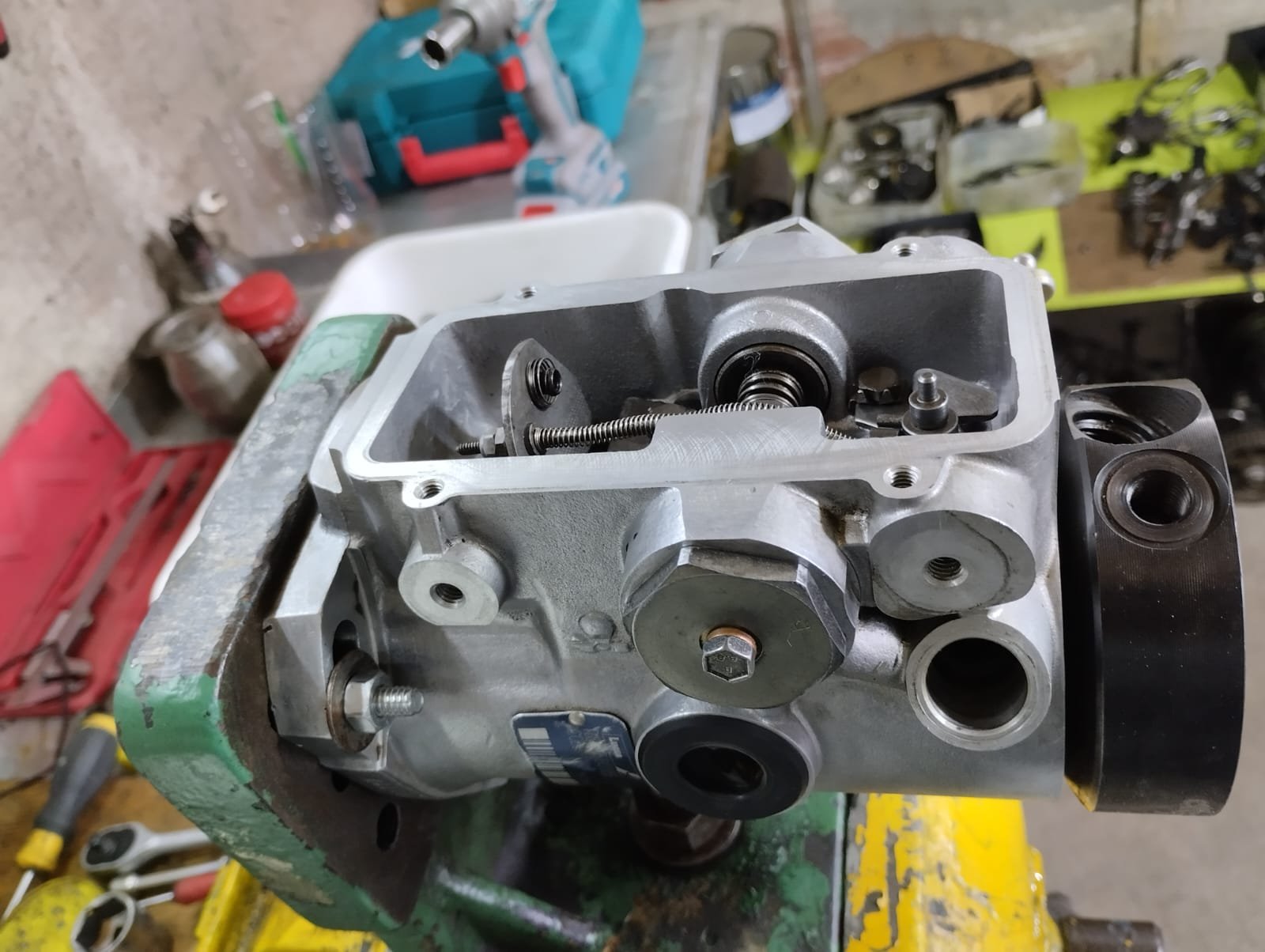 Diagnóstico y calibración de bombas mecánicas y common rail